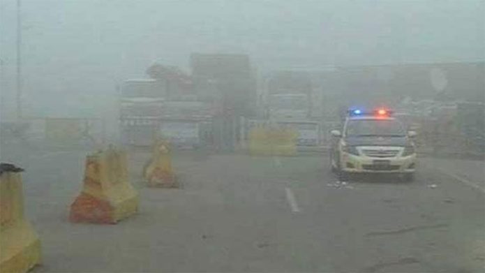 Motorways Blocked As Thick Fog Blanketed Areas Of Punjab. - Today News ...